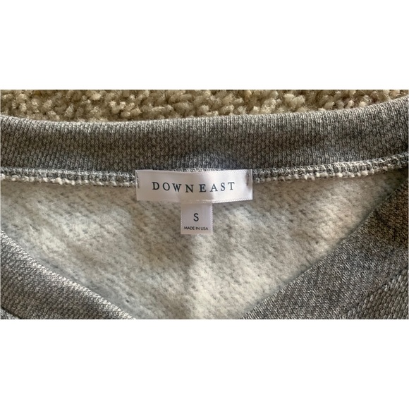 DownEast 3/4 Sleeves V-neck Sweatshirt Women’s Small S - Picture 2 of 2